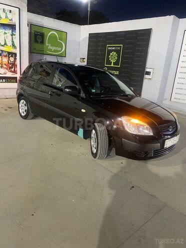 Kia Rio 2005, 293,792 km - 1.4 л - Biləsuvar