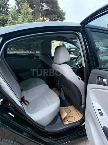 Hyundai Accent 2017, 199,000 km - 1.6 л - Bakı