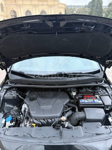 Hyundai Accent 2017, 199,000 km - 1.6 л - Bakı