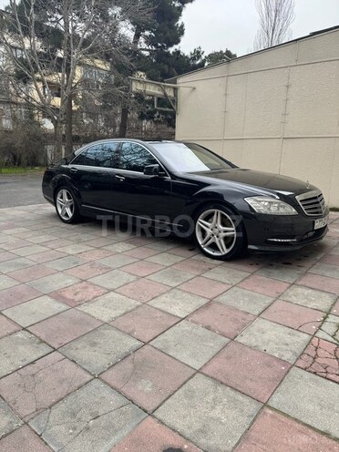 Mercedes S 500 2009, 243,000 km - 5.5 л - Bakı