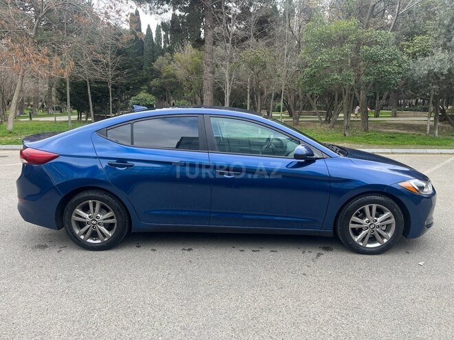 Hyundai Elantra 2016, 105,581 km - 2.0 l - Bakı