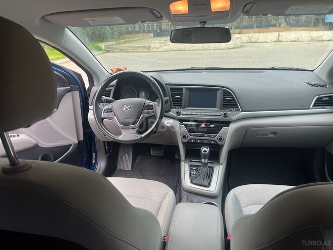 Hyundai Elantra 2016, 105,581 km - 2.0 l - Bakı