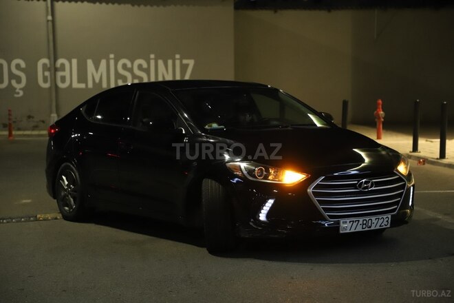 Hyundai Elantra 2016, 15,000 km - 2.0 l - Bakı