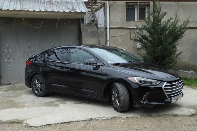 Hyundai Elantra 2016, 15,000 km - 2.0 l - Bakı
