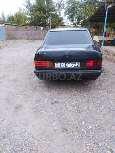 Mercedes A 190 1990, 241,556 km - 2.0 л - İmişli