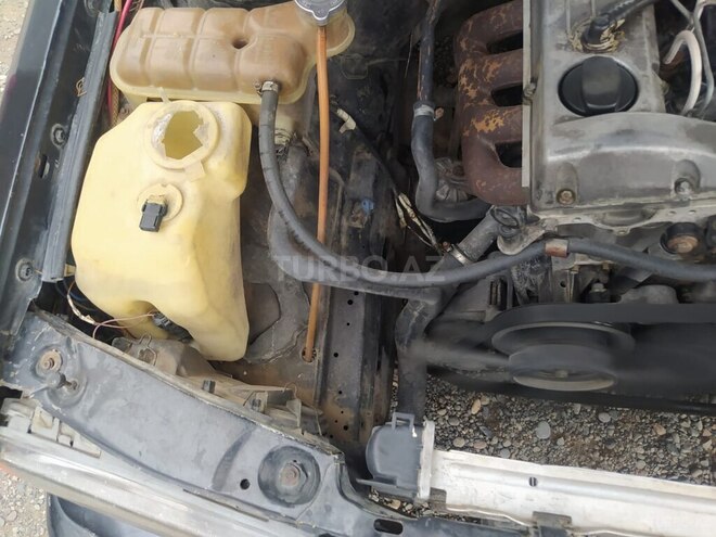 Mercedes A 190 1990, 241,556 km - 2.0 л - İmişli