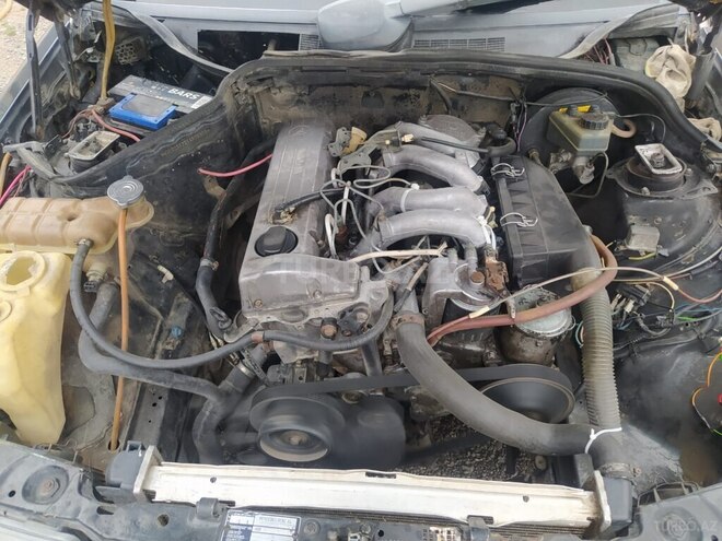 Mercedes A 190 1990, 241,556 km - 2.0 л - İmişli