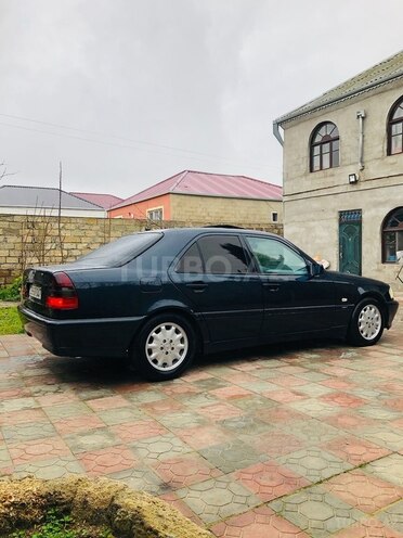 Mercedes C 180 1997, 402,000 km - 1.8 l - Bakı