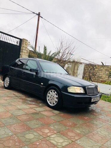 Mercedes C 180 1997, 402,000 km - 1.8 l - Bakı