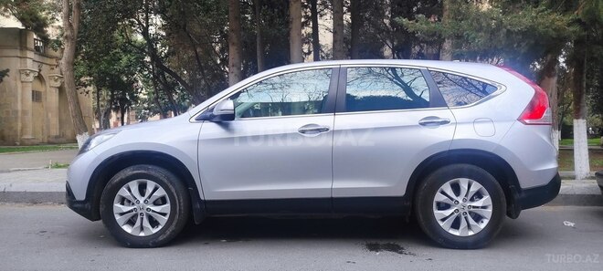 Honda CR-V 2013, 142,200 km - 2.4 l - Bakı