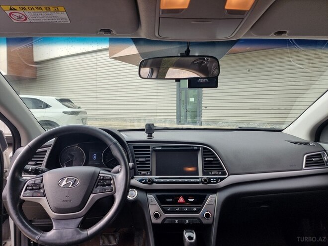 Hyundai Elantra 2016, 179,075 km - 1.6 л - Bakı