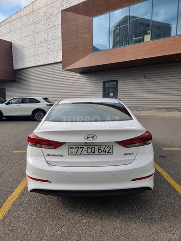 Hyundai Elantra 2016, 179,075 km - 1.6 л - Bakı