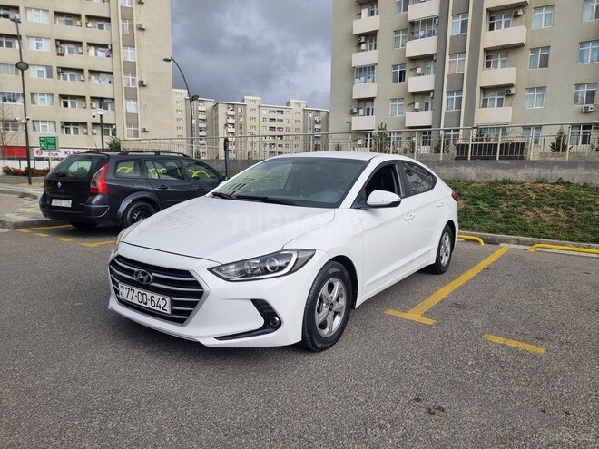 Hyundai Elantra 2016, 179,075 km - 1.6 л - Bakı