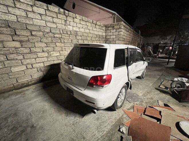 Mitsubishi Airtrek 2002, 212,456 km - 2.0 l - Bakı