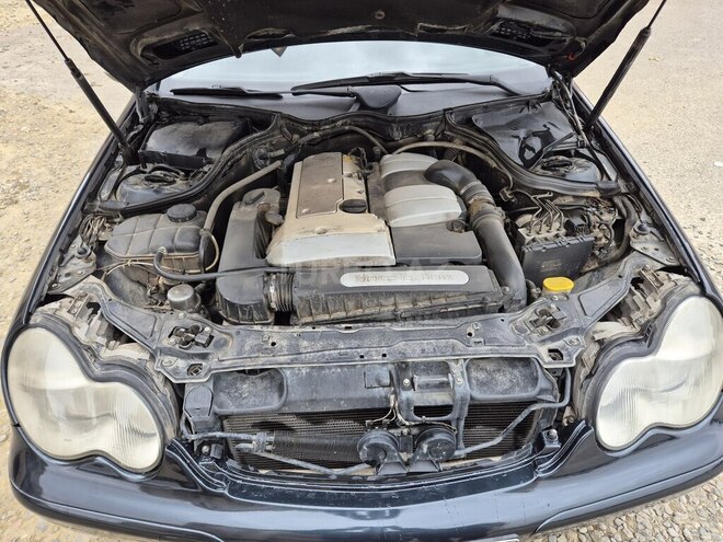 Mercedes C 200 2001, 234,000 km - 2.0 л - Bakı