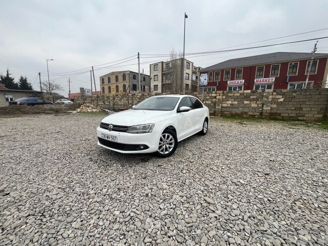 Volkswagen Jetta-8
