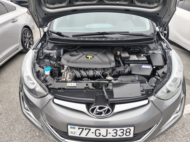 Hyundai Elantra 2015, 298,100 km - 1.8 л - Bakı