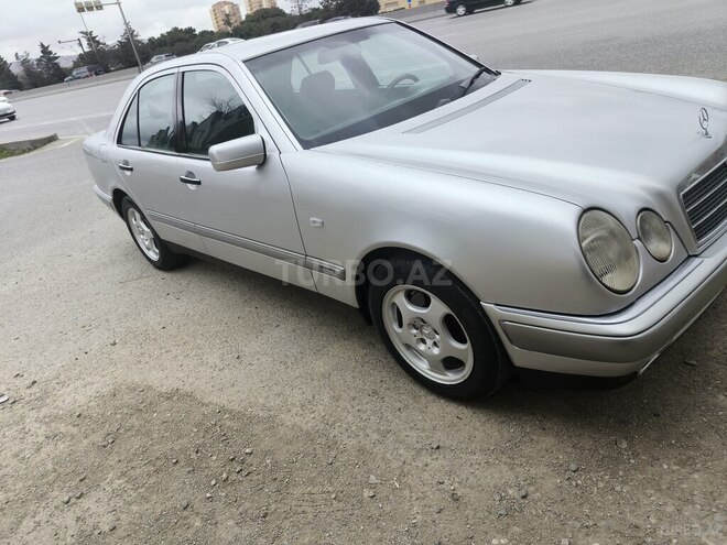 Mercedes E 240 1998, 382,370 km - 2.4 л - Bakı