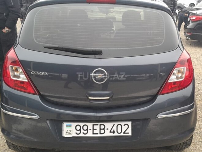Opel Corsa 2006, 220,000 km - 1.2 l - Gəncə