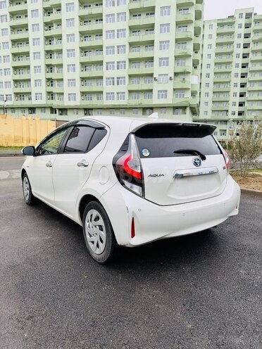 Toyota Aqua 2019, 96,000 km - 1.5 l - Bakı