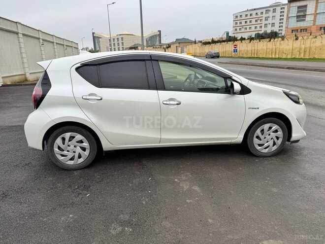 Toyota Aqua 2019, 96,000 km - 1.5 l - Bakı