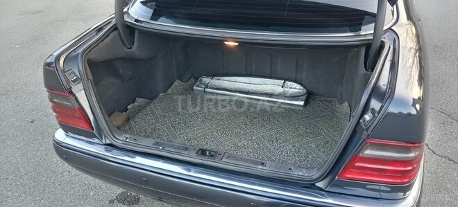 Mercedes E 240 1999, 322,000 km - 2.4 l - Bakı