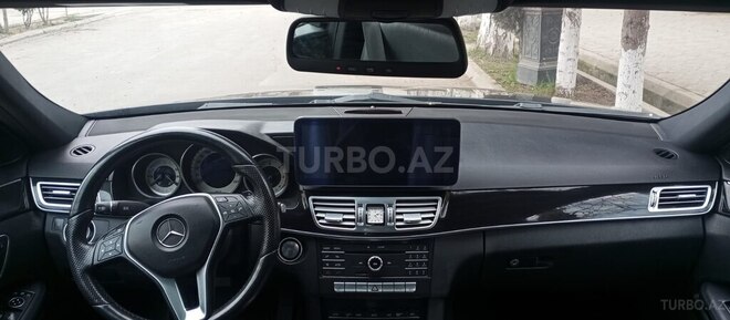 Mercedes E 220 d 2015, 165,000 km - 2.2 л - Salyan