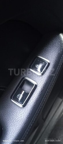 Mercedes E 220 d 2015, 165,000 km - 2.2 л - Salyan
