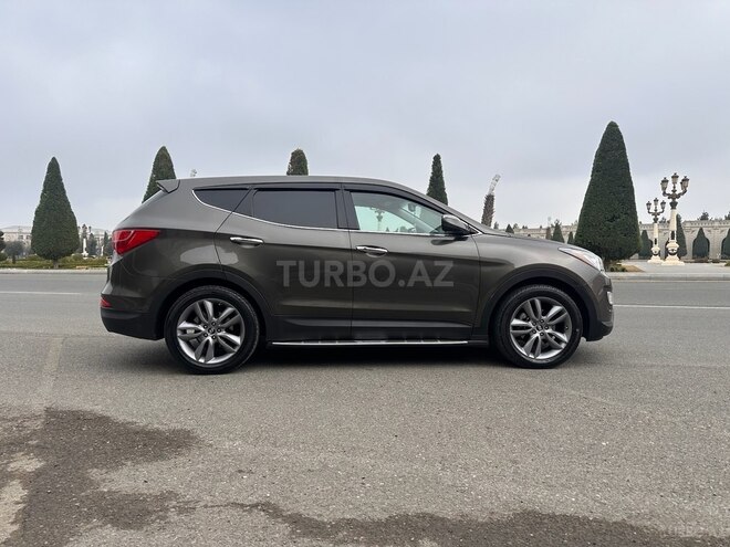 Hyundai Santa Fe-4