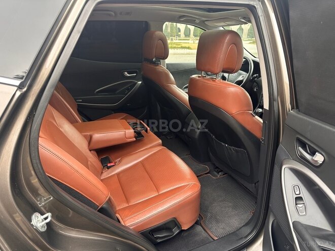 Hyundai Santa Fe-11