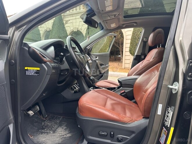 Hyundai Santa Fe-14