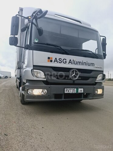 Mercedes Atego 818 2011, 407,800 km - 4.8 л - Bakı
