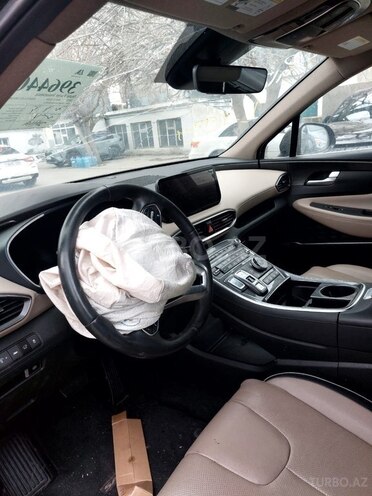 Hyundai Santa Fe 2023, 38,800 km - 1.6 l - Bakı