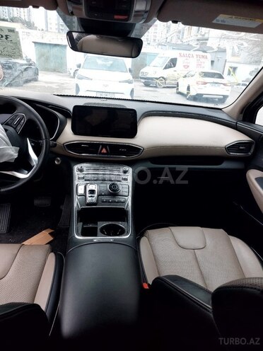 Hyundai Santa Fe 2023, 38,800 km - 1.6 l - Bakı