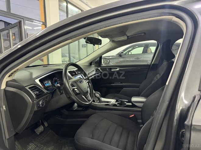 Ford Fusion (North America)-8