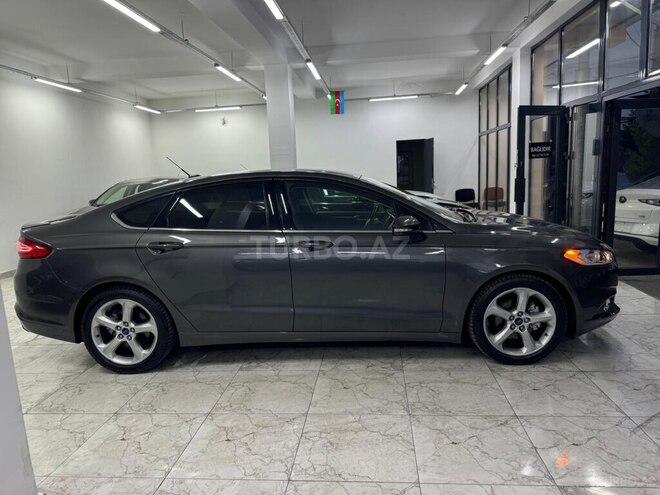 Ford Fusion (North America)-18