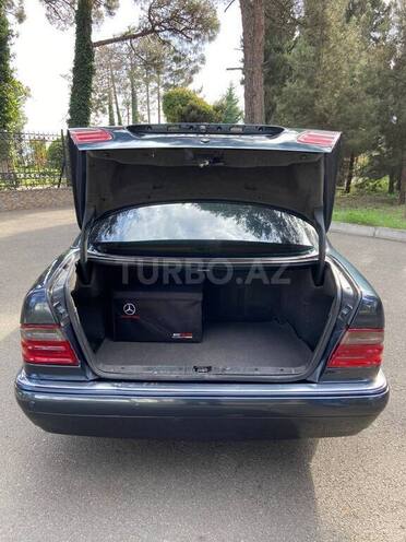 Mercedes E 280 1997, 370,000 km - 2.8 l - Bakı