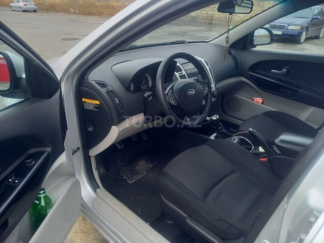 Kia Ceed 2008, 280,000 km - 1.6 л - Bakı