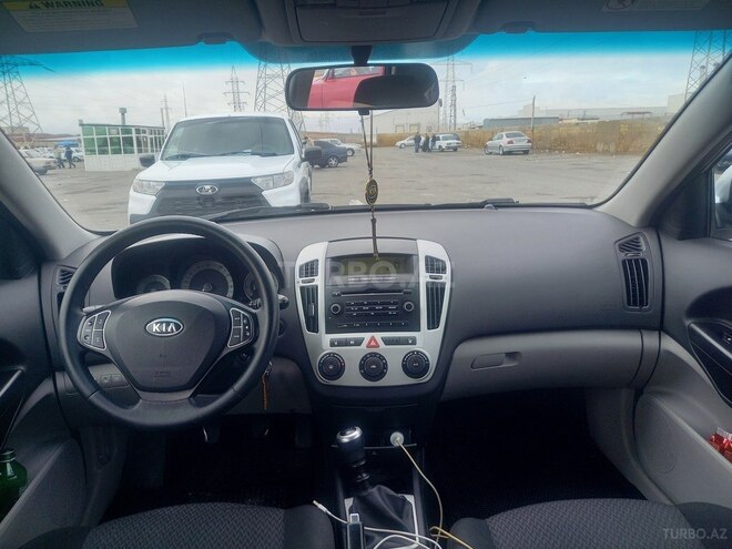 Kia Ceed 2008, 280,000 km - 1.6 л - Bakı