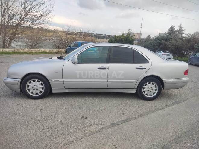 Mercedes E 240 1999, 352,000 km - 2.4 l - Bakı