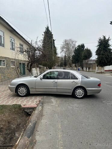 Mercedes E 200 2000, 276,852 km - 2.0 l - Göyçay