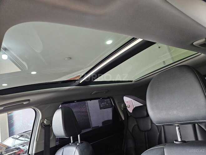 Kia Sorento-11