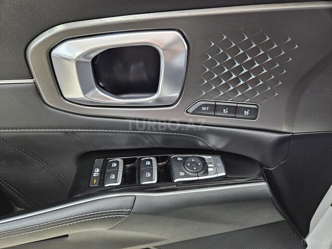 Kia Sorento-8