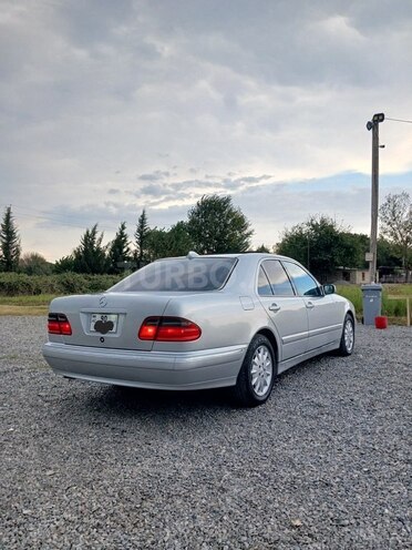 Mercedes E 240 2000, 340,000 km - 2.4 l - Bərdə