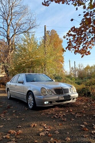 Mercedes E 240 2000, 340,000 km - 2.4 l - Bərdə