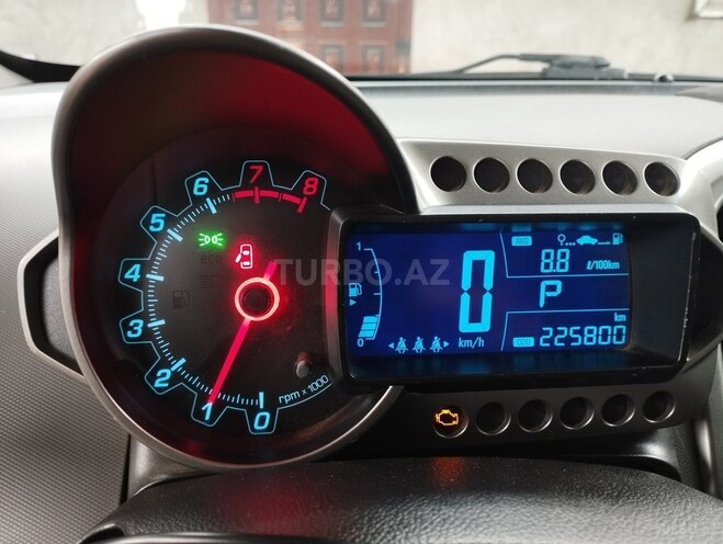 Chevrolet Aveo 2011, 225,800 km - 1.4 l - Biləsuvar