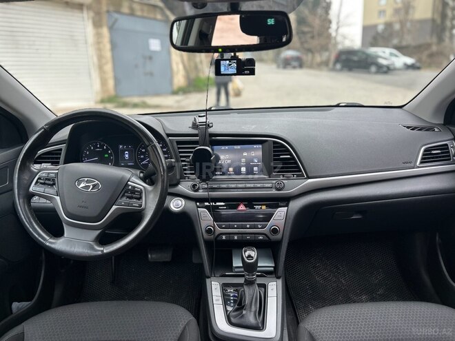 Hyundai Elantra 2018, 115,873 km - 2.0 l - Bakı