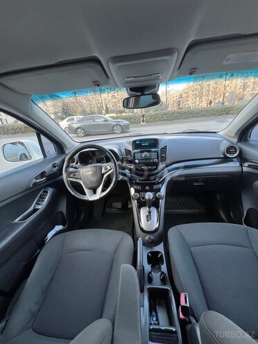 Chevrolet Orlando-5