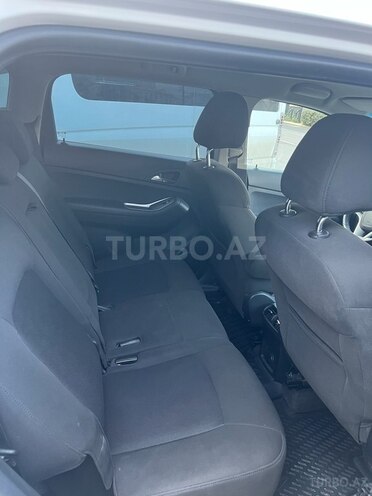 Chevrolet Orlando-13
