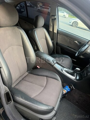 Mercedes E 240 2002, 240,100 km - 2.6 l - Bakı